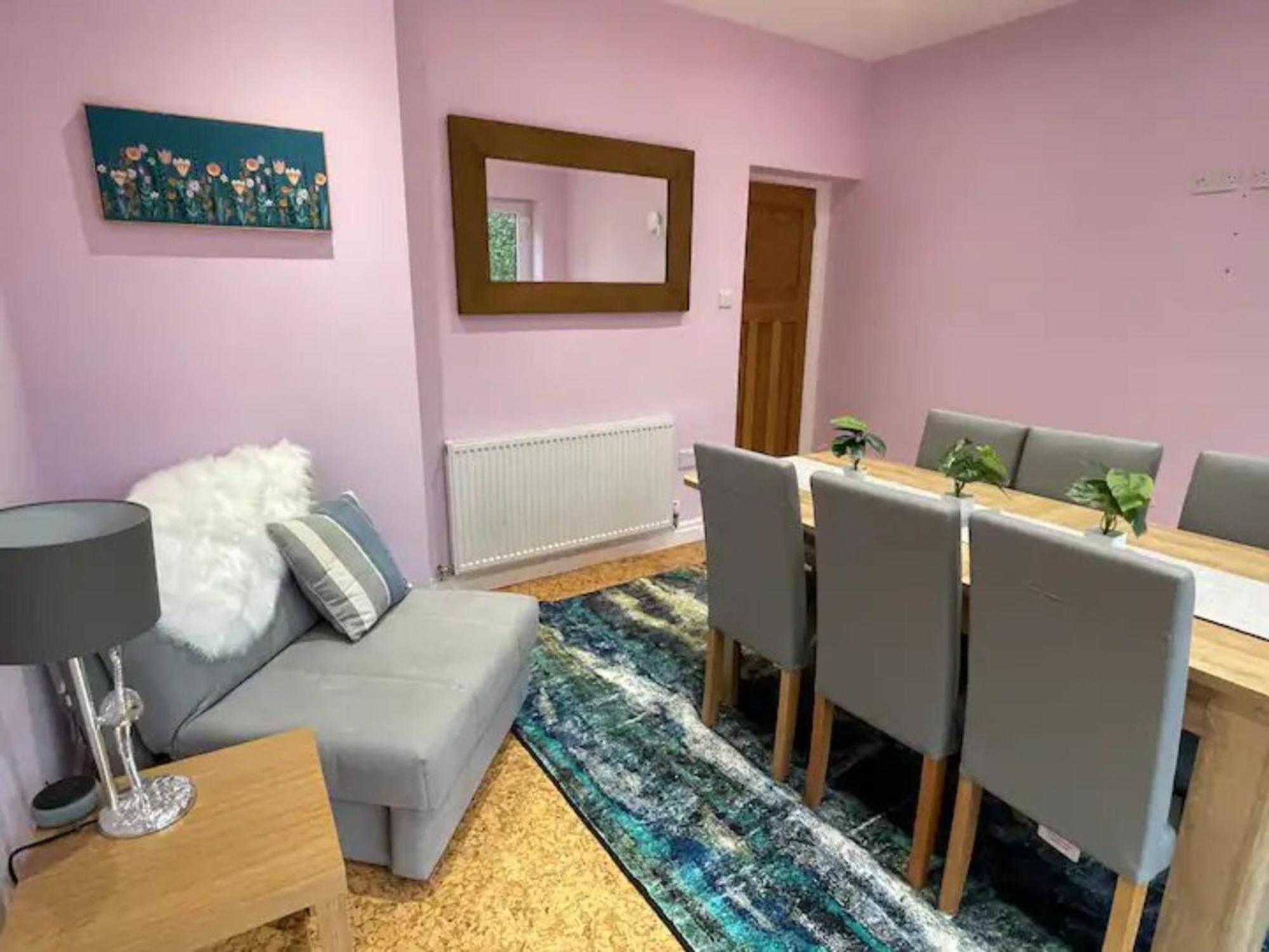 3Br Pet And Bike Friendly Cosy Haven Pass The Keys Villa Glossop Bagian luar foto